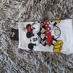 Disney Mickey and Minnie Classic Set of Two  100% Cotton Kitchen Towels